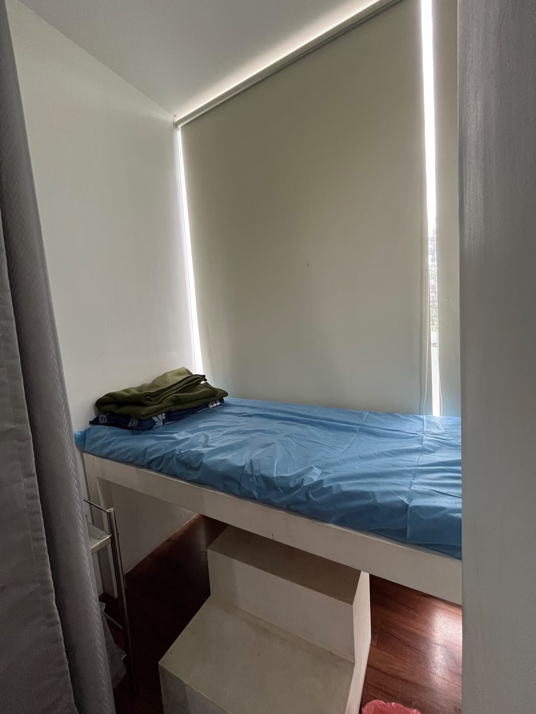 Private examination and recovery bay at Bone & Joint Health Orthopaedic Clinic, Bengaluru